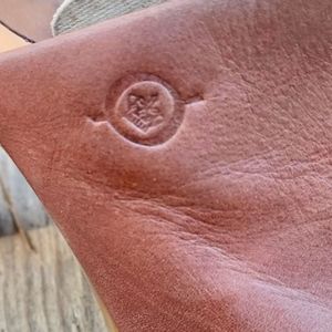 Born size 10 BIMA brown heels